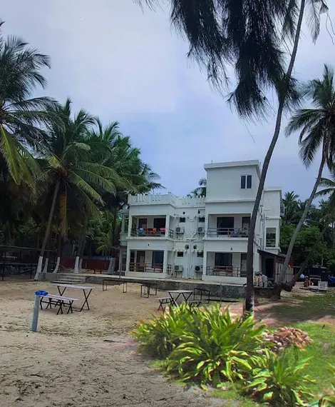 white pearl beach resort agatti
