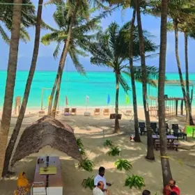 white sand beach resort agatti